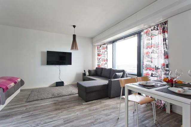 Seaside Downtown Apartment With Private Parking Helsinki Bagian luar foto